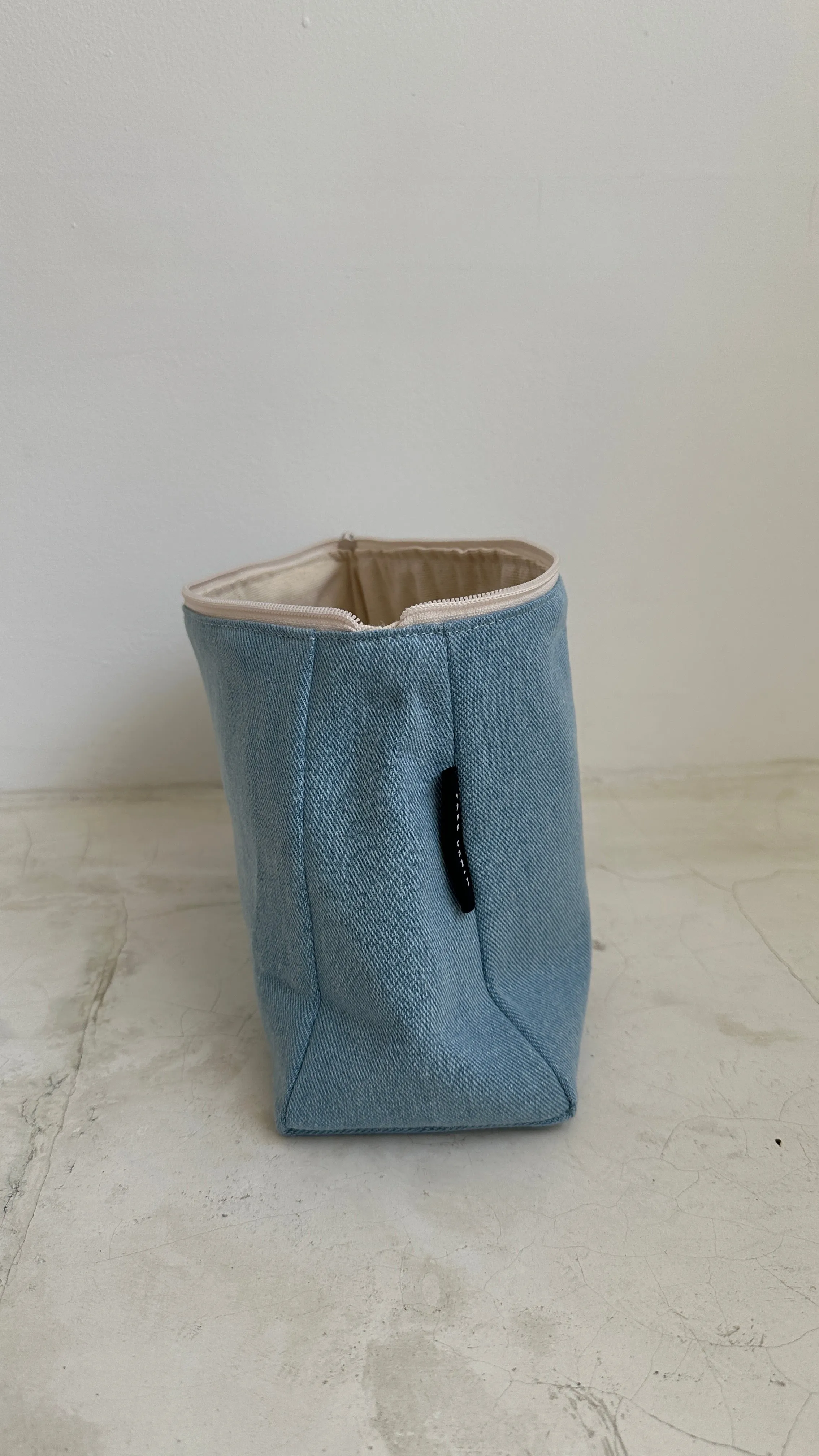 DENIM POUCH in BLUE