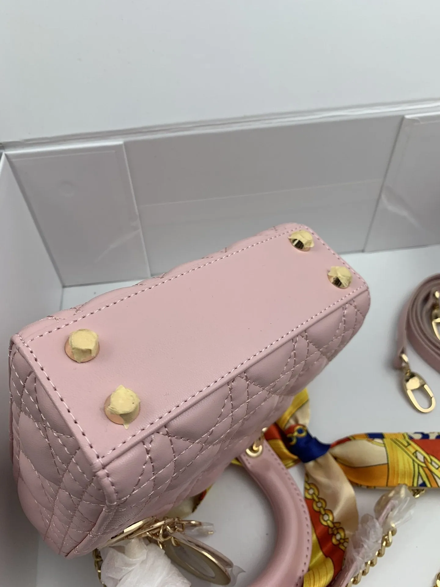 Designer Handbags DR 262