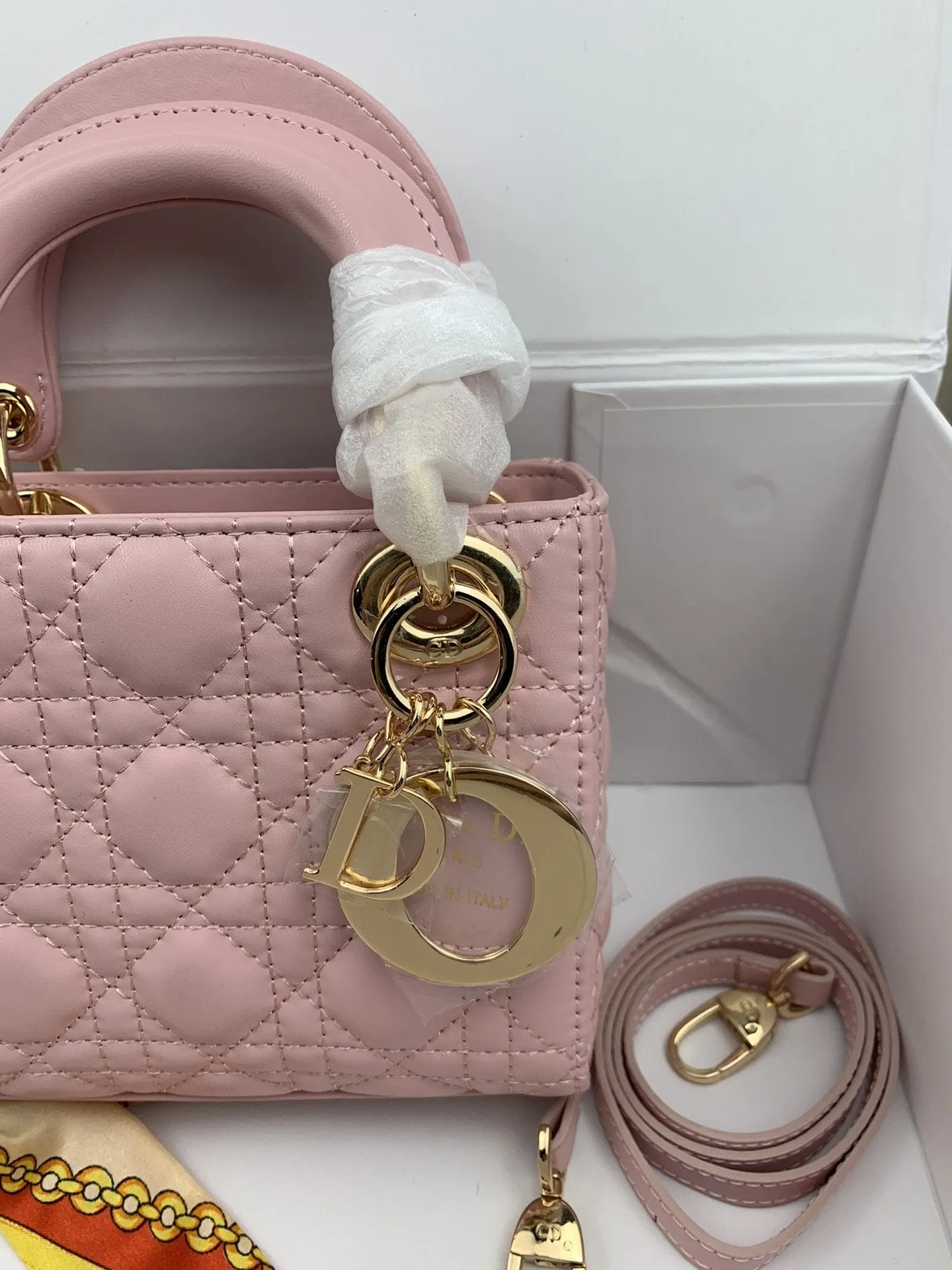 Designer Handbags DR 262