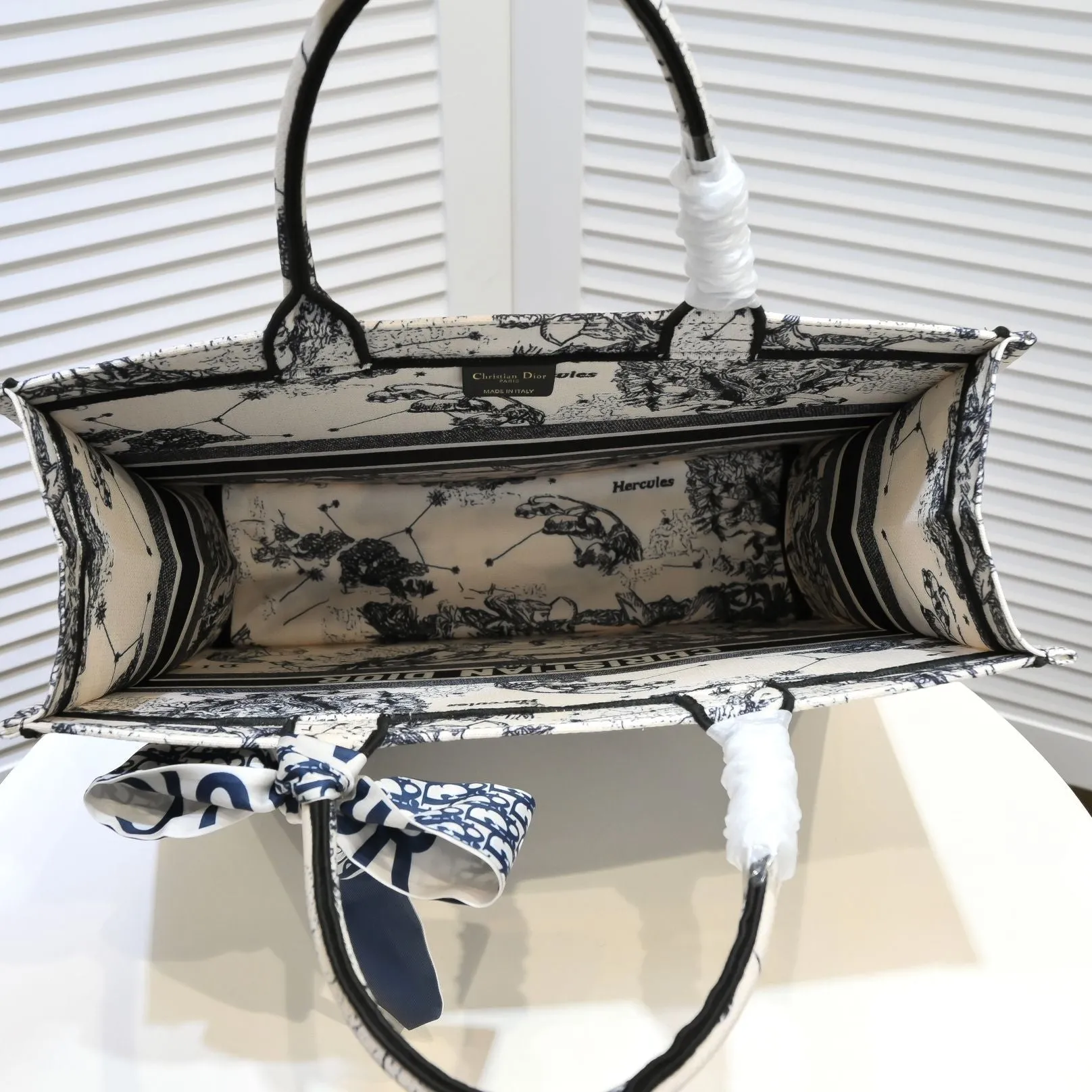 Designer Handbags DR 296