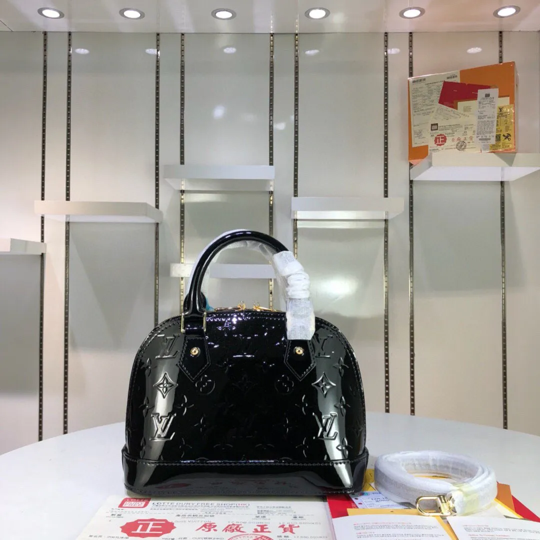 Designer Handbags LN 058