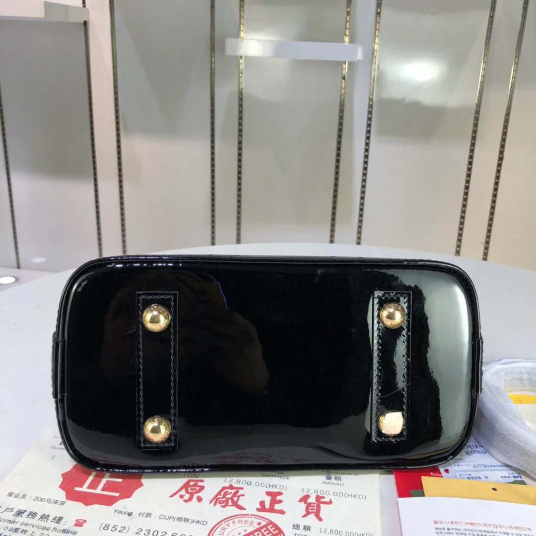 Designer Handbags LN 058