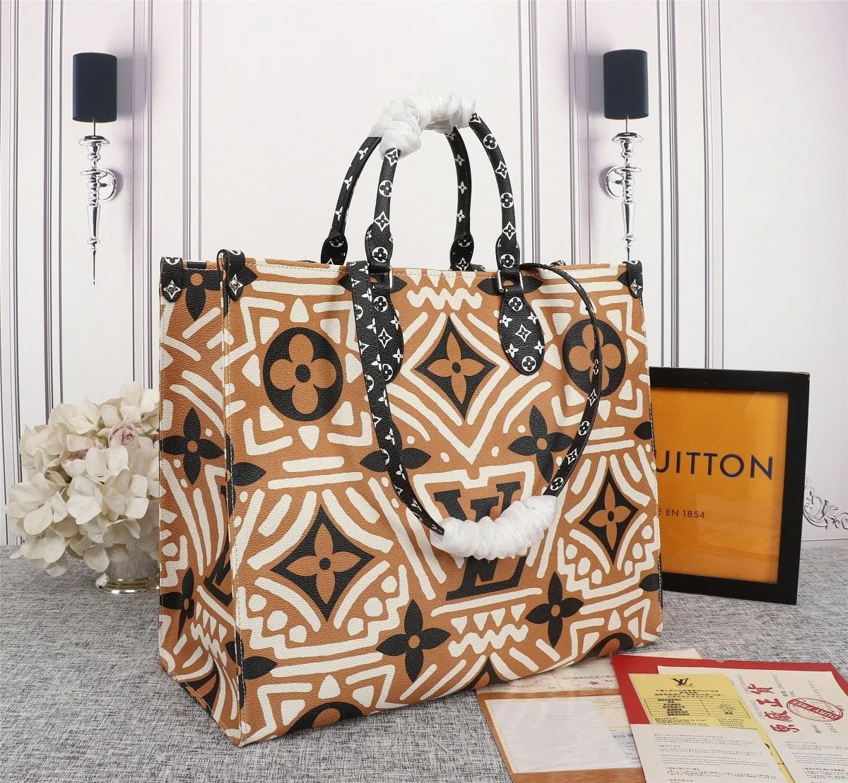 Designer Handbags LN 184