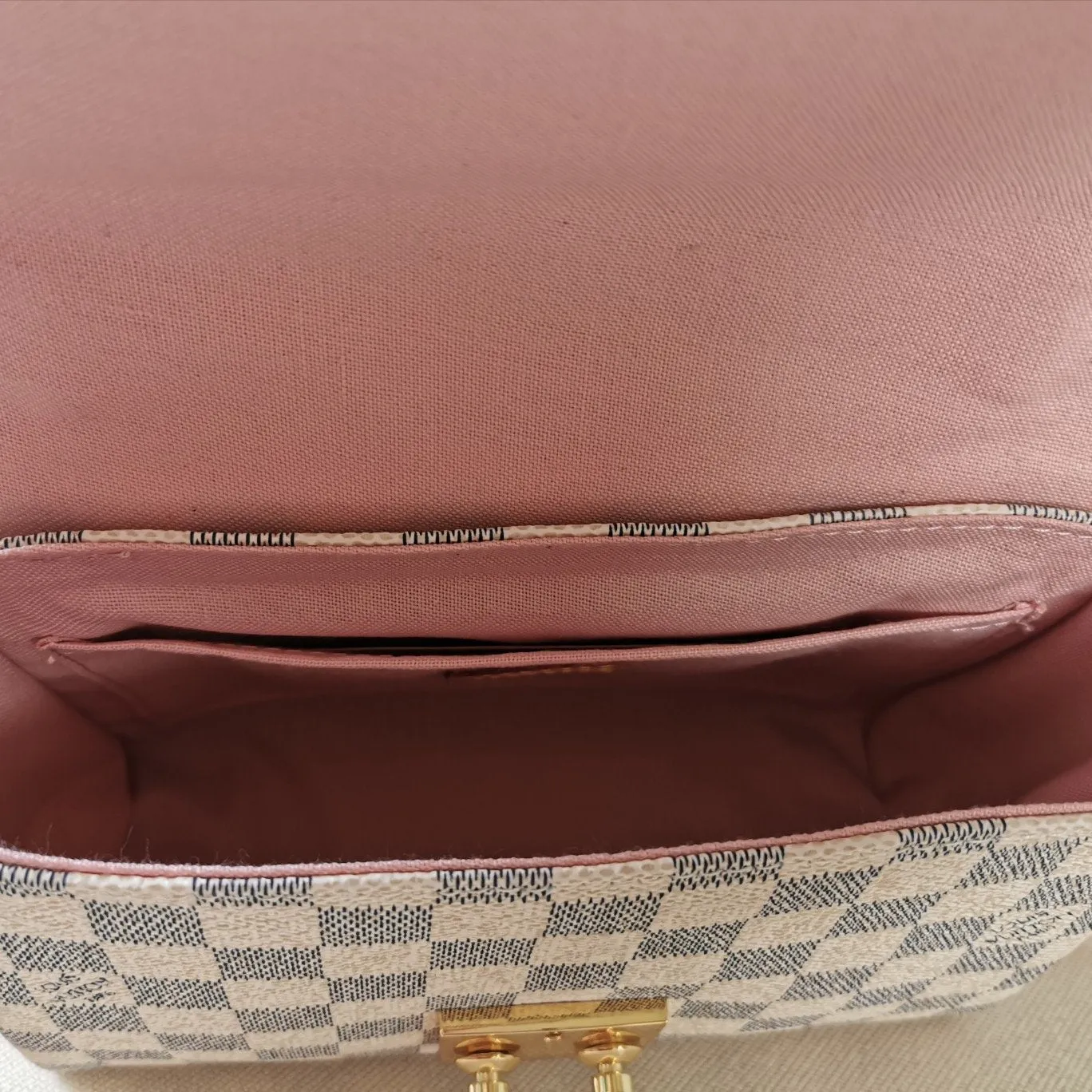 Designer Handbags LN 253