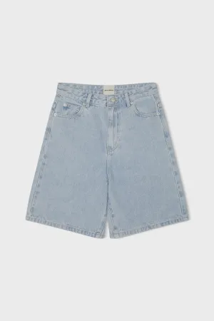 Recycled Cotton Walk Short - Light Wash