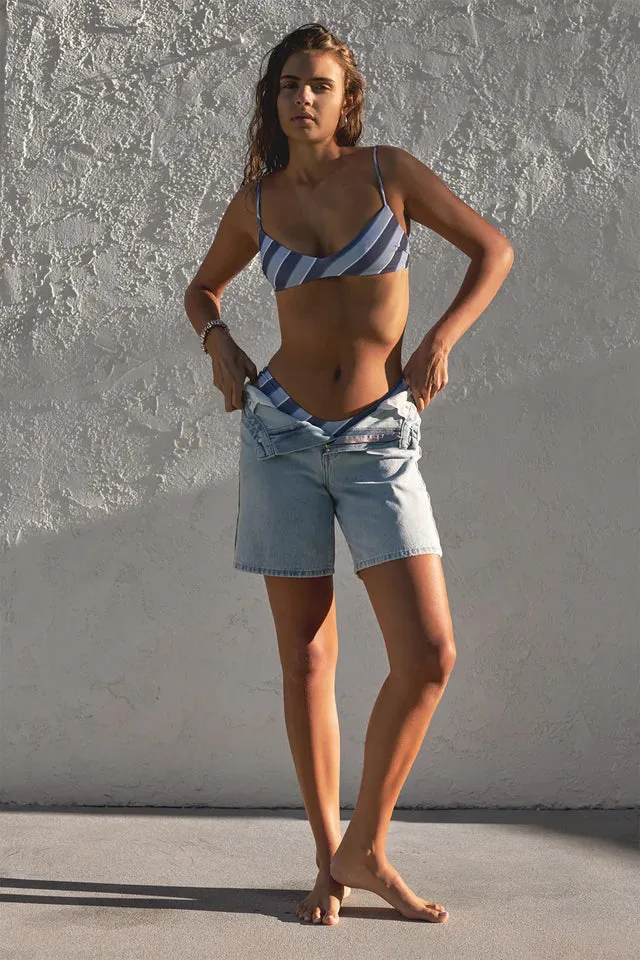 Recycled Cotton Walk Short - Light Wash
