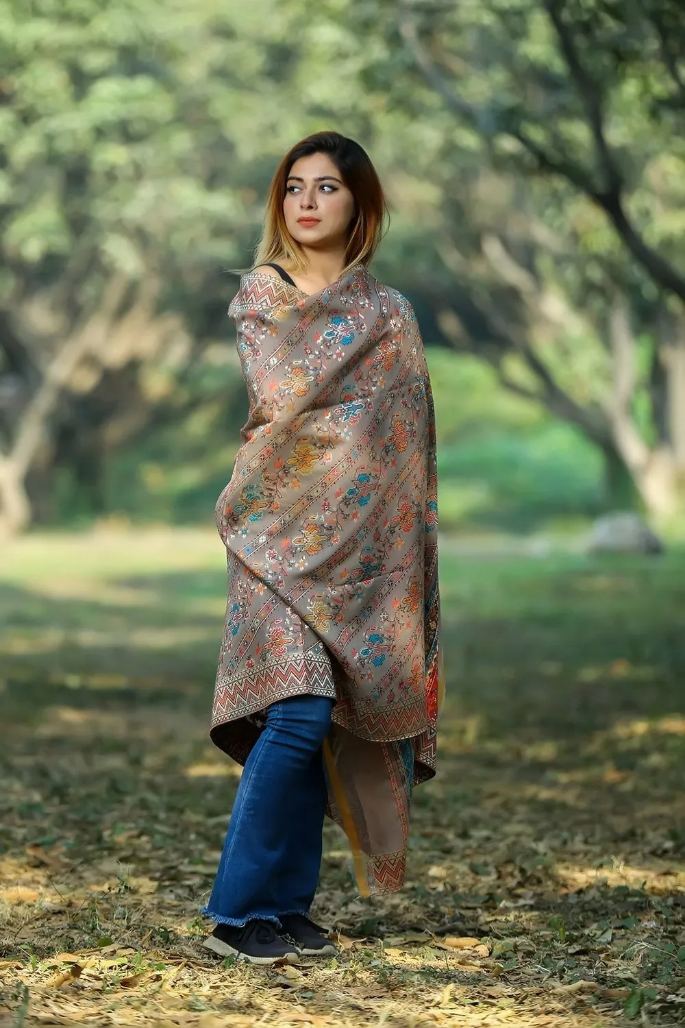 WONDERFUL PAISLEYS ON BEIGE COLOUR BASE SHAWL DEFINE FEMINISM AND ADDS BEAUTY.